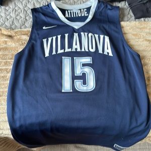 Villanova Basketball Jersey - Number 15 XL